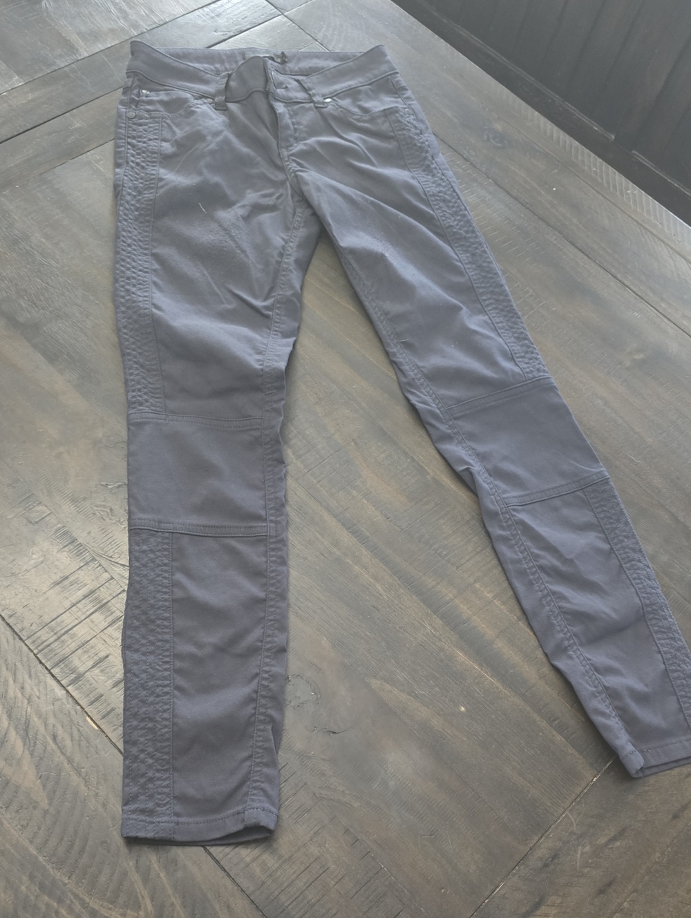 Womens Slate Prana Ankle Skinny Pant. Size 0. Used. Piling.